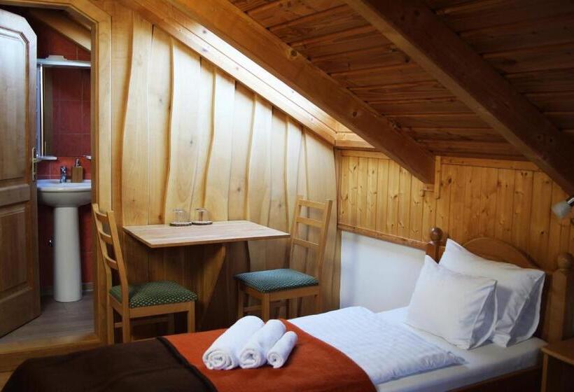 Пансион Tiszafa Vendégház Szentgál