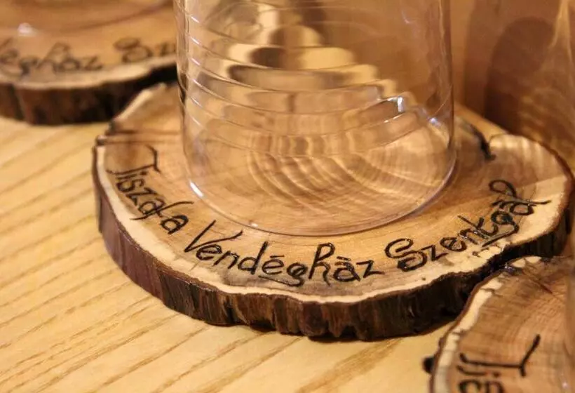 ペンション Tiszafa Vendégház Szentgál