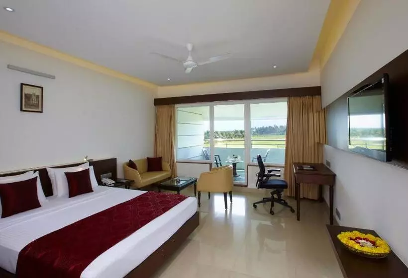 Rns Golf Resort & Nature Cure Centre