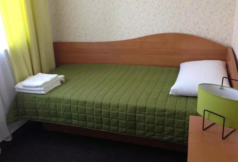 Retkeilymaja U Fedora