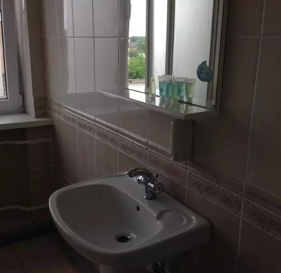 Retkeilymaja U Fedora