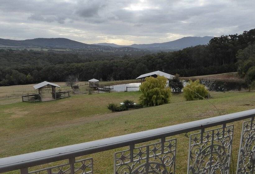 Bed and Breakfast Deloraine Homestead