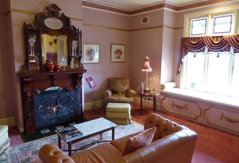 Bed and Breakfast Deloraine Homestead