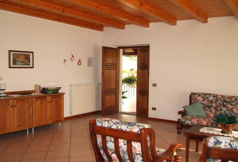 Отель Agriturismo Poderino