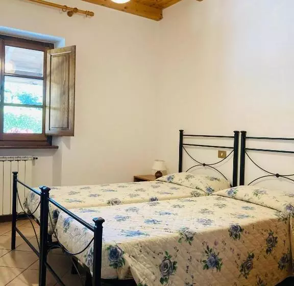ホテル Agriturismo Poderino