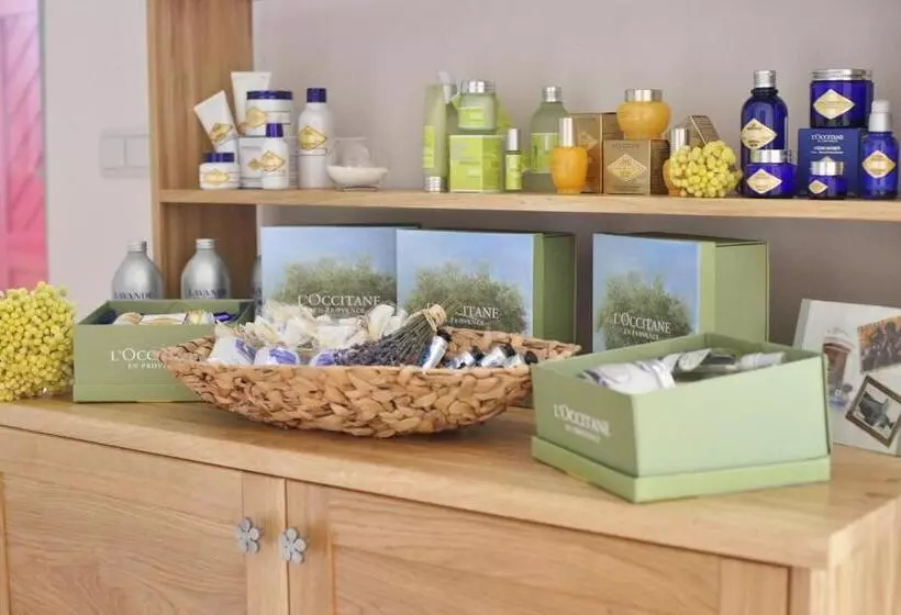 Chateau Herálec Boutique Hotel & Spa By L Occitane