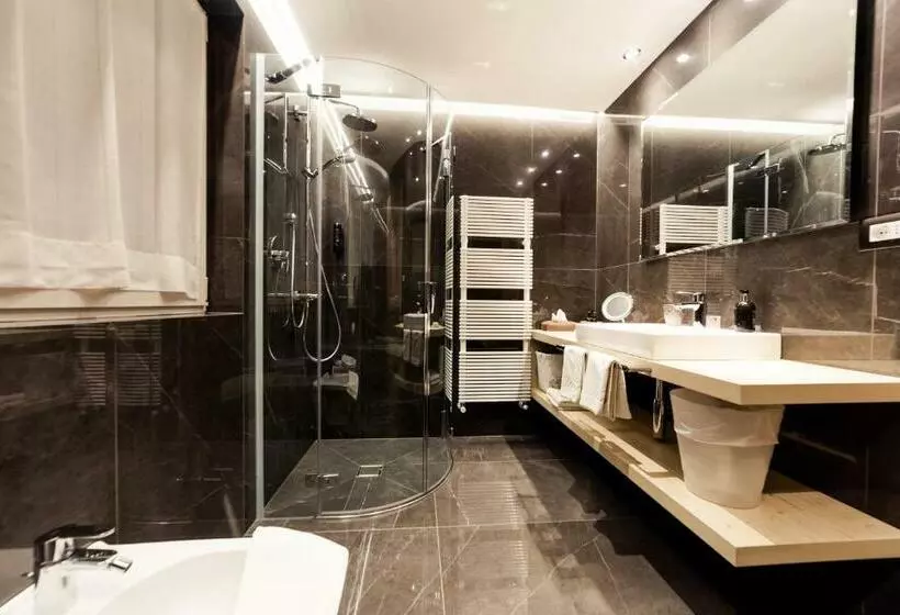 ホテル Garnì Villa Erna