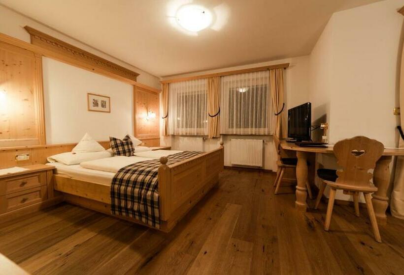 Отель Garnì Villa Erna