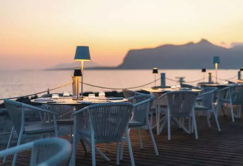 Hotelli Mangia S Favignana Resort