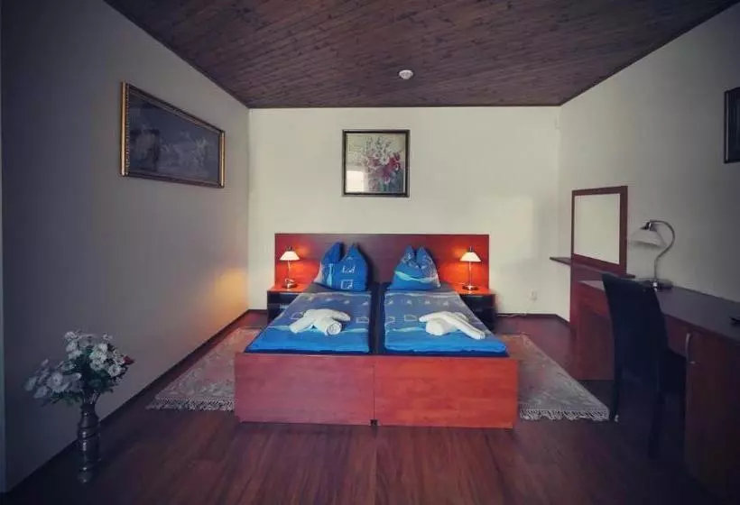 Majatalo Penzion šejby