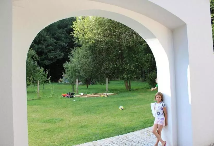 ペンション Penzion Fořtovna