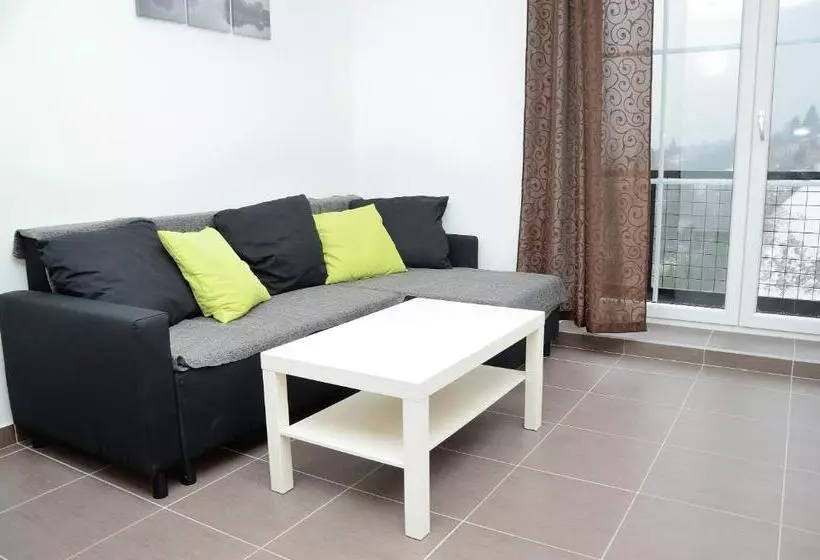 ペンション Penzion Na Vršku