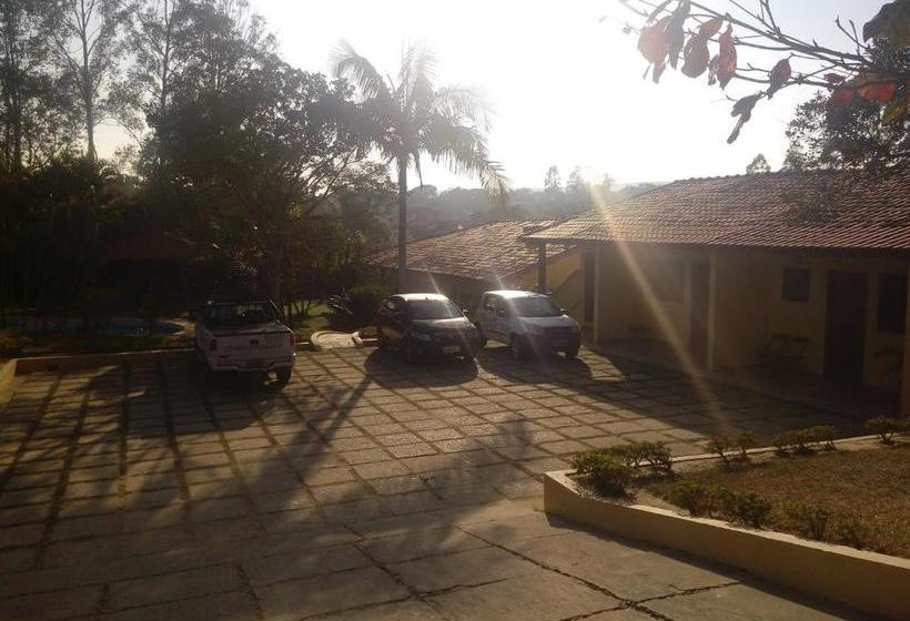 Pension (Hôtel basse catégorie) Pousada Sarapui