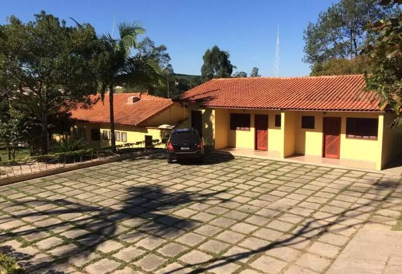 ペンション Pousada Sarapui