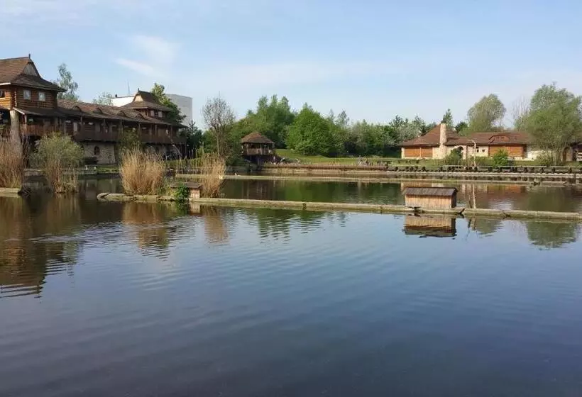 Majatalo Resort Svět