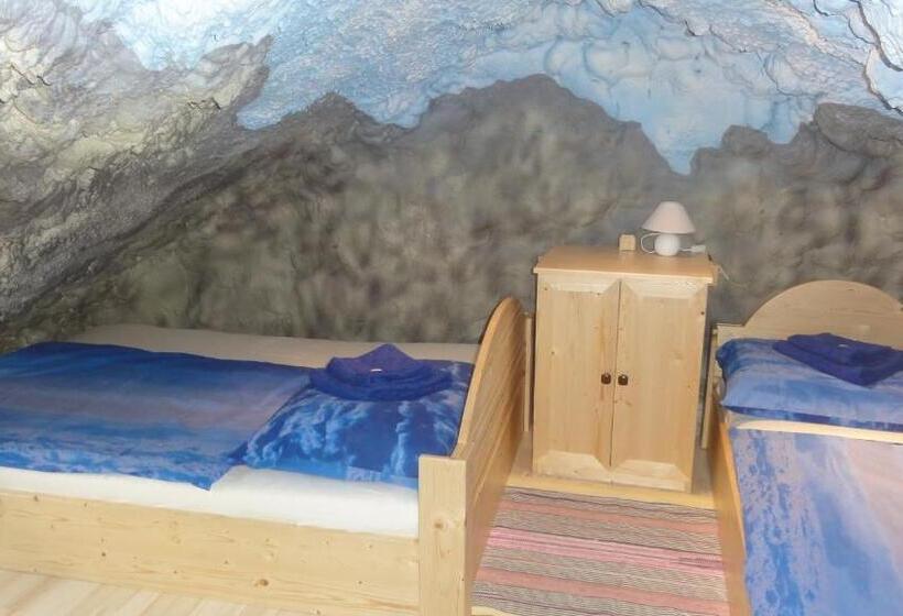 פנסיון Resort Svět