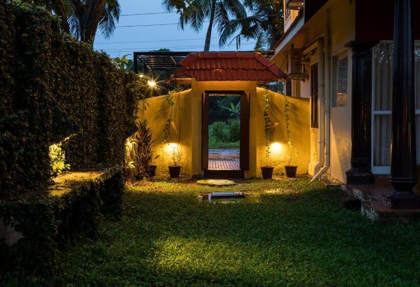 Wintergreen Waterfront Resort