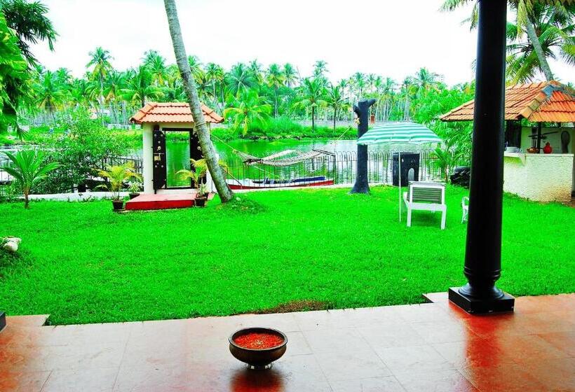 Wintergreen Waterfront Resort