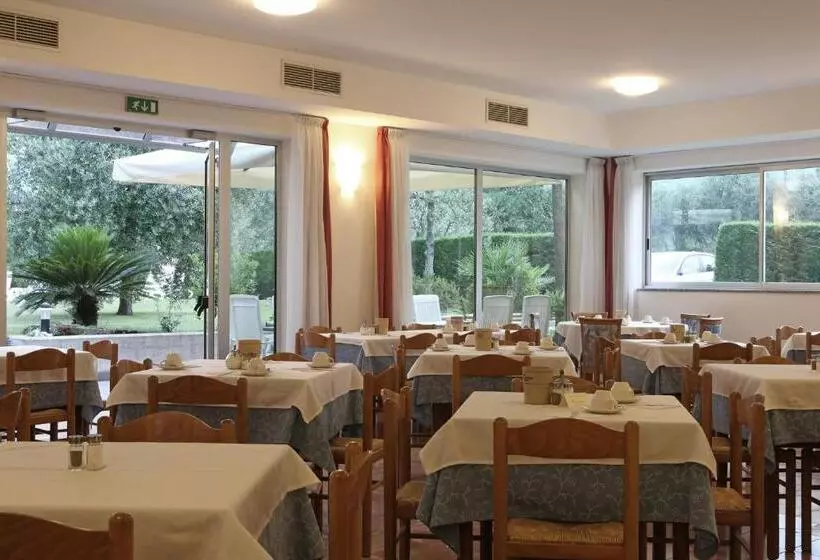 Hotelli Villa Verde