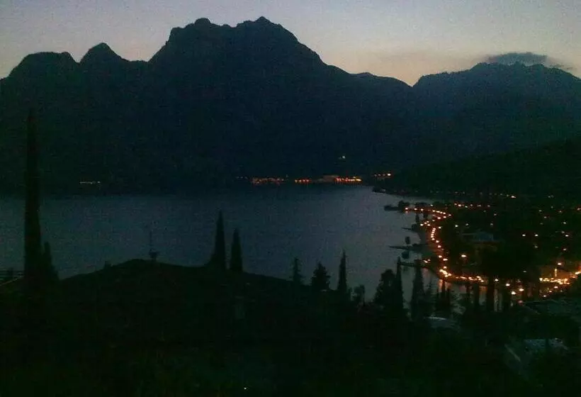 Hotelli Villa Verde