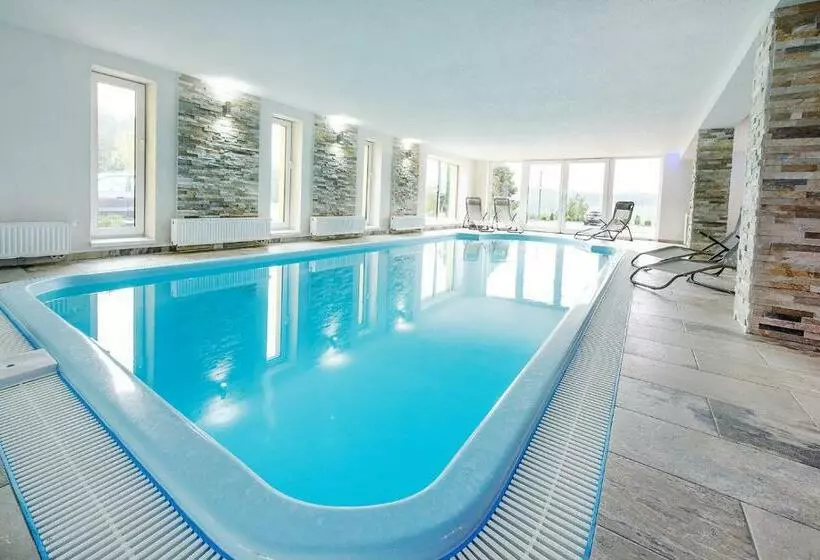 Hotelli Wellness Penzion Life