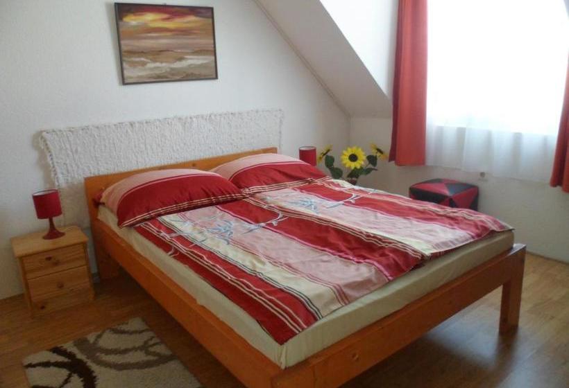 Пансион Makai Apartman