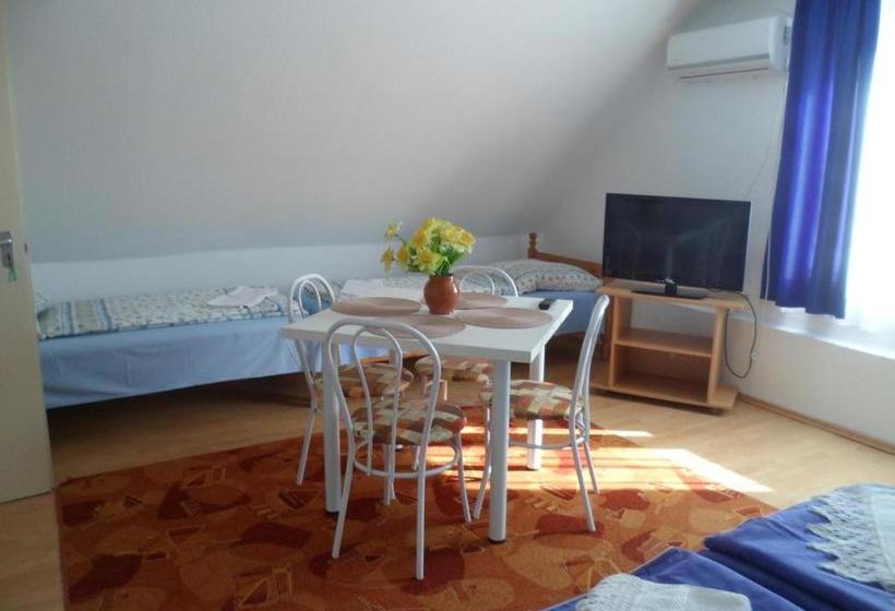 Пансион Makai Apartman