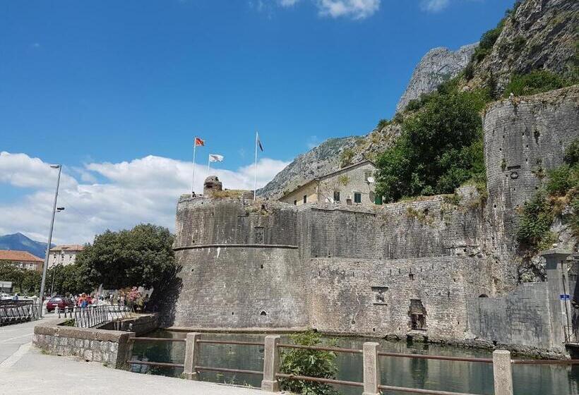 پانسیون S&i Room