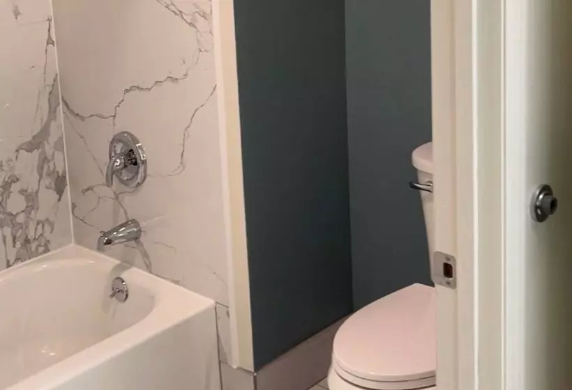 هتل Sleep Inn & Suites