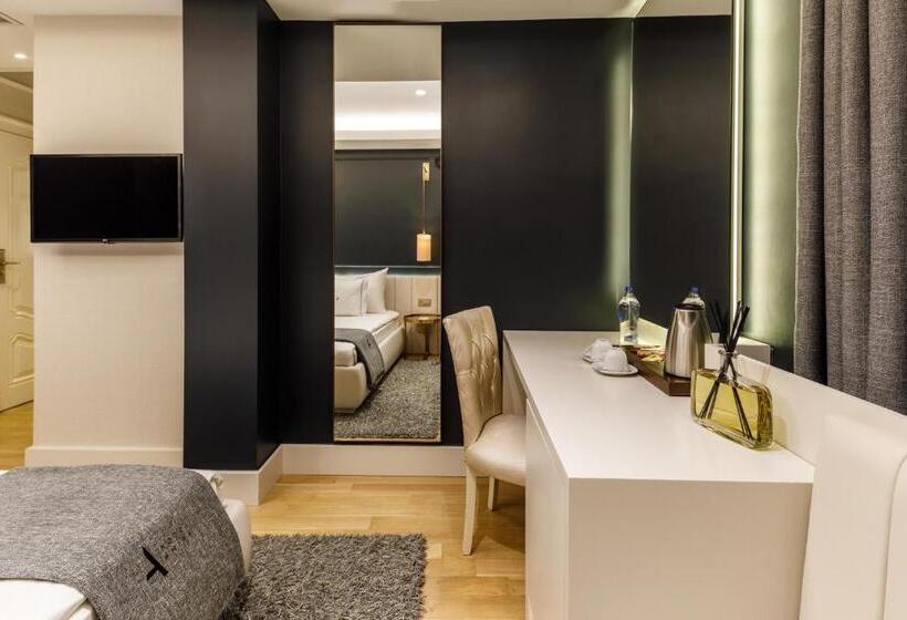 هتل Amira Istanbul