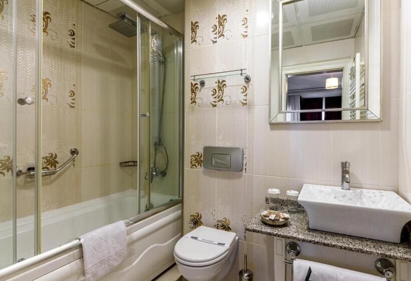 هتل Amira Istanbul
