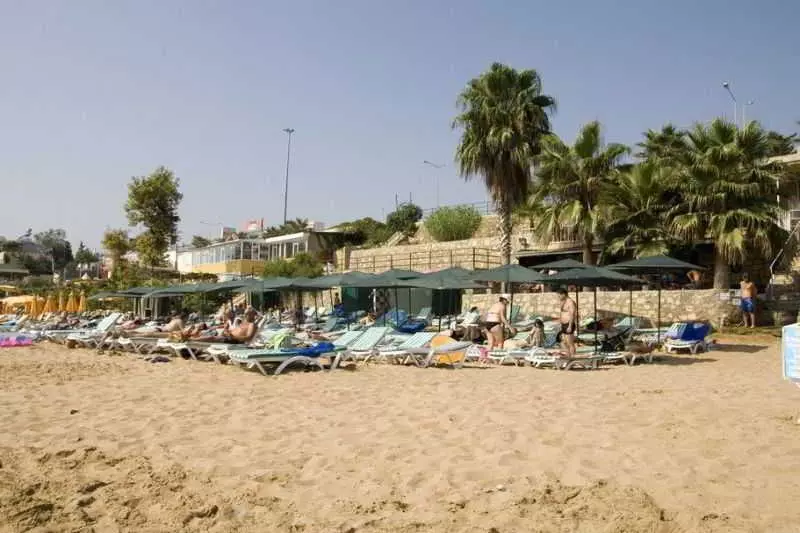 酒店 Arabella World