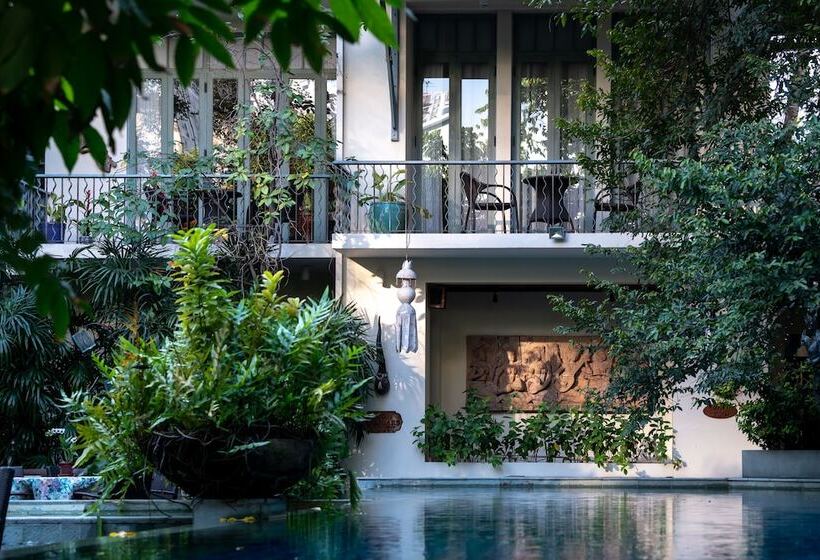 هتل Ariyasom Villa