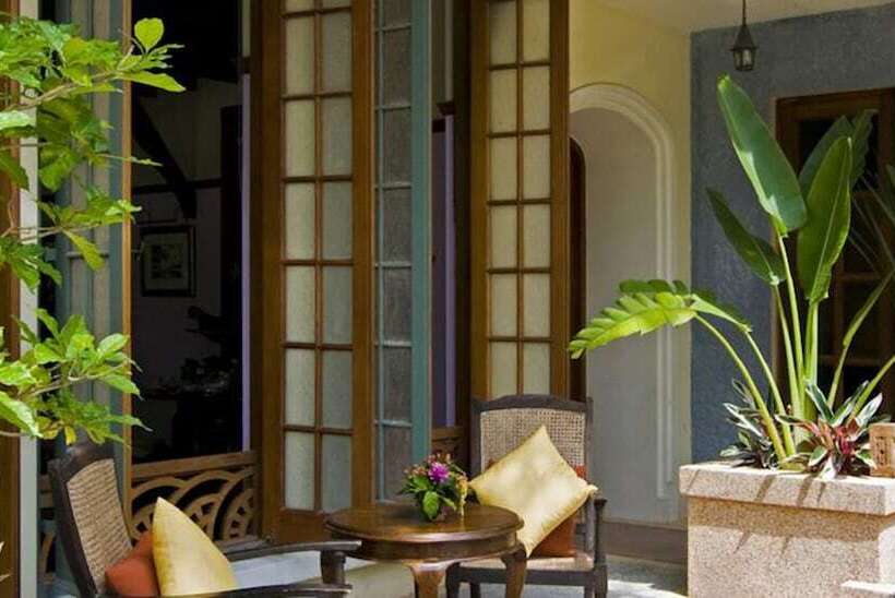 هتل Ariyasom Villa