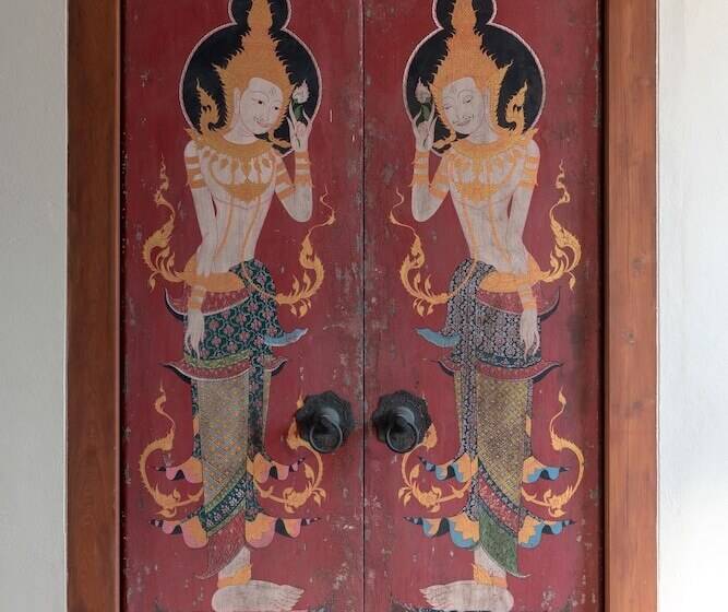 هتل Ariyasom Villa