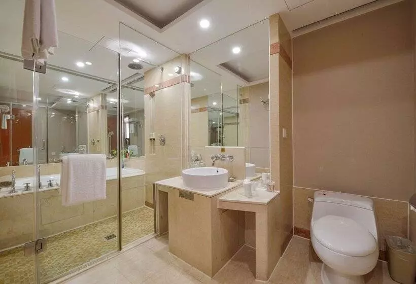 Bayshore Hotel Dalian