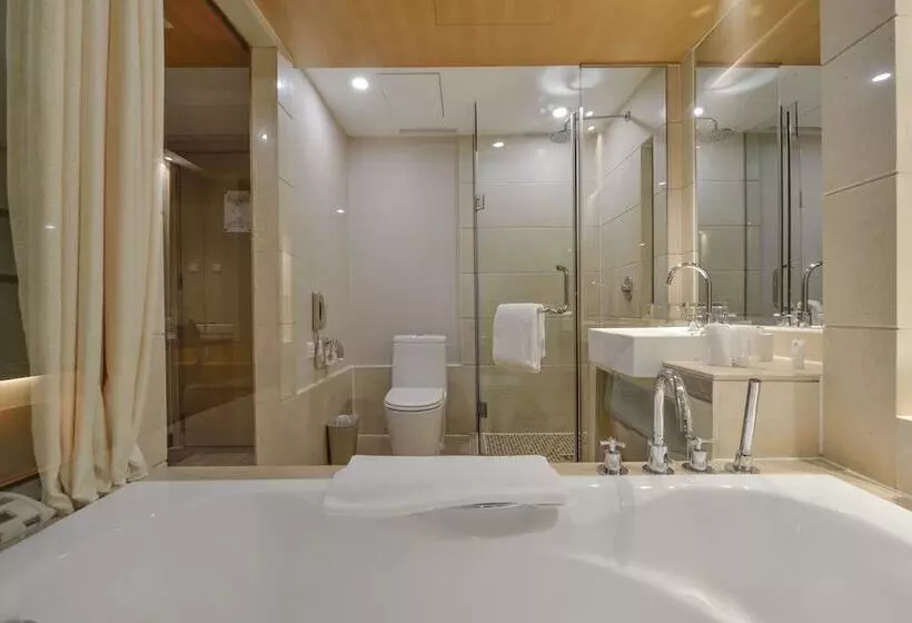 Bayshore Hotel Dalian