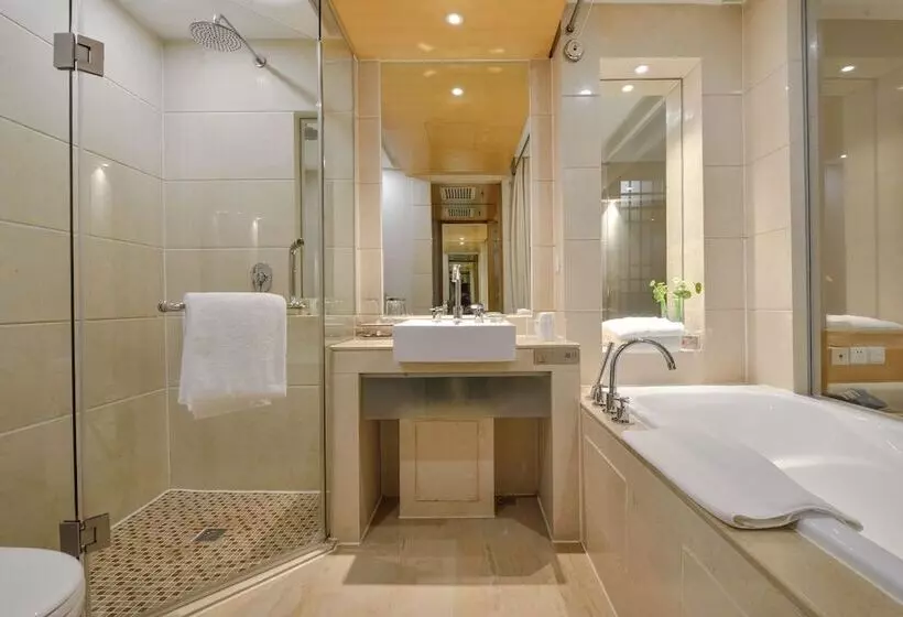 Bayshore Hotel Dalian