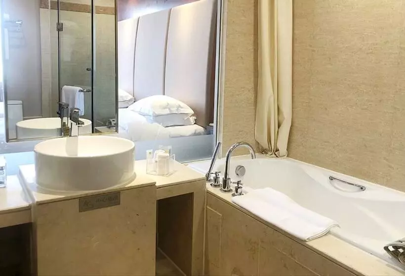 Bayshore Hotel Dalian