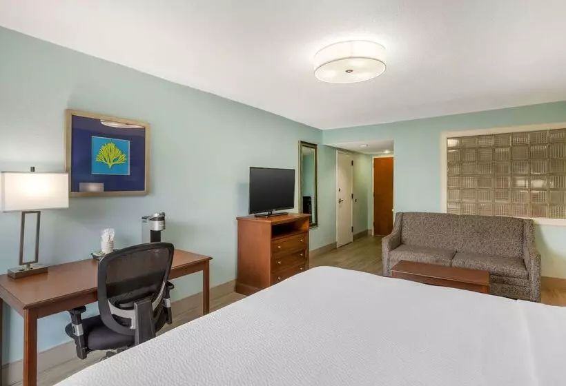 هتل Best Western Plus Myrtle Beach@intracoastal