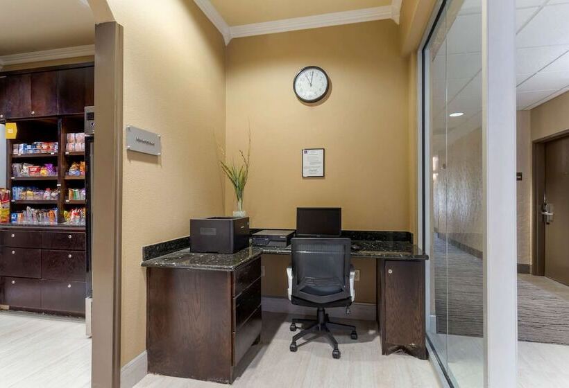 בית מלון כפרי Comfort Suites Kingwood Houston North