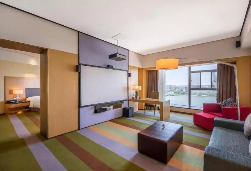 Hotel Crowne Plaza Tianjin Binhai By Ihg