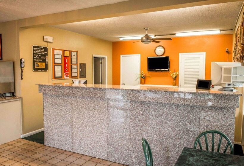 호텔 Econo Lodge Lake City North