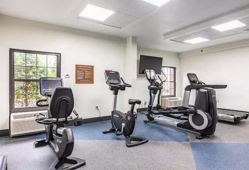 هتل Four Points By Sheraton Greensboro Airport