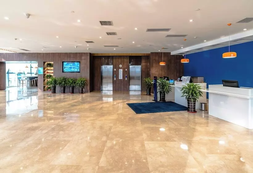 בית מלון כפרי Holiday Inn Express Tianjin Dongli By Ihg