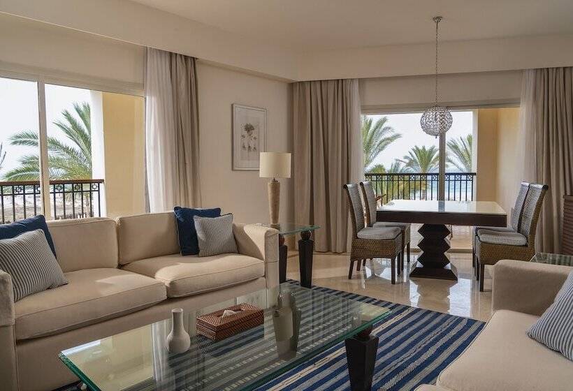 هتل Jaz Elite Crystal, Almaza Bay