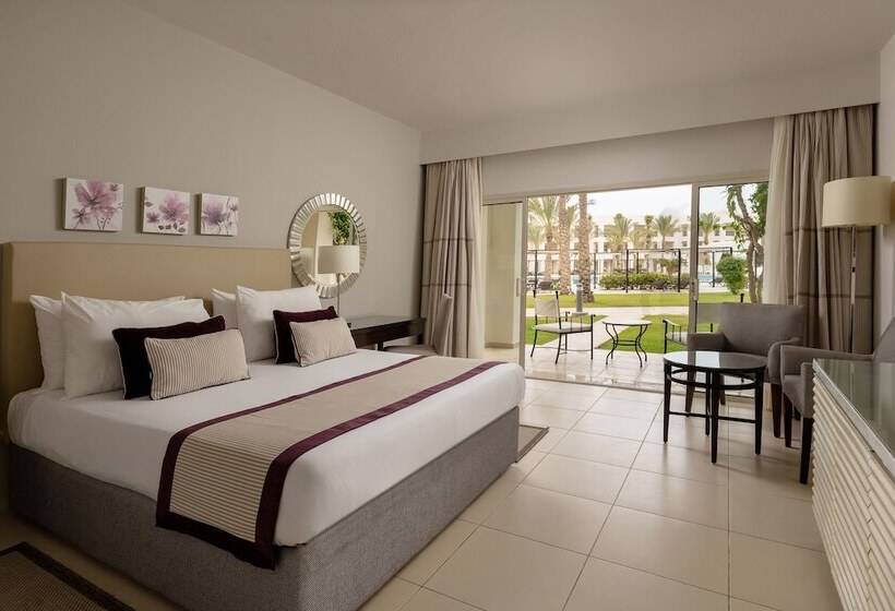 هتل Jaz Elite Crystal, Almaza Bay