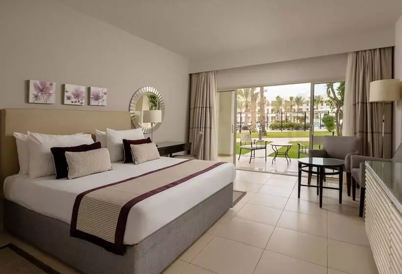 هتل Jaz Elite Crystal, Almaza Bay