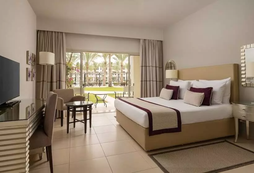 هتل Jaz Elite Crystal, Almaza Bay