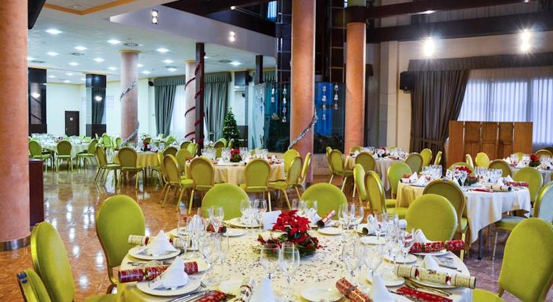 ホテル La Familia Gallo Rojo